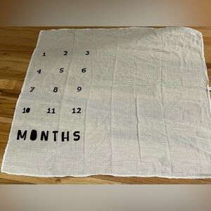 Cloud Island Muslin Baby Milestone White with Black Blanket for Monthly Photos